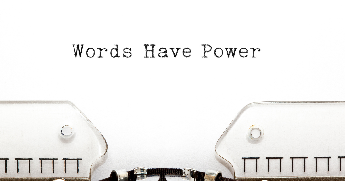 macchina da scrivere con scritta Words Have Power